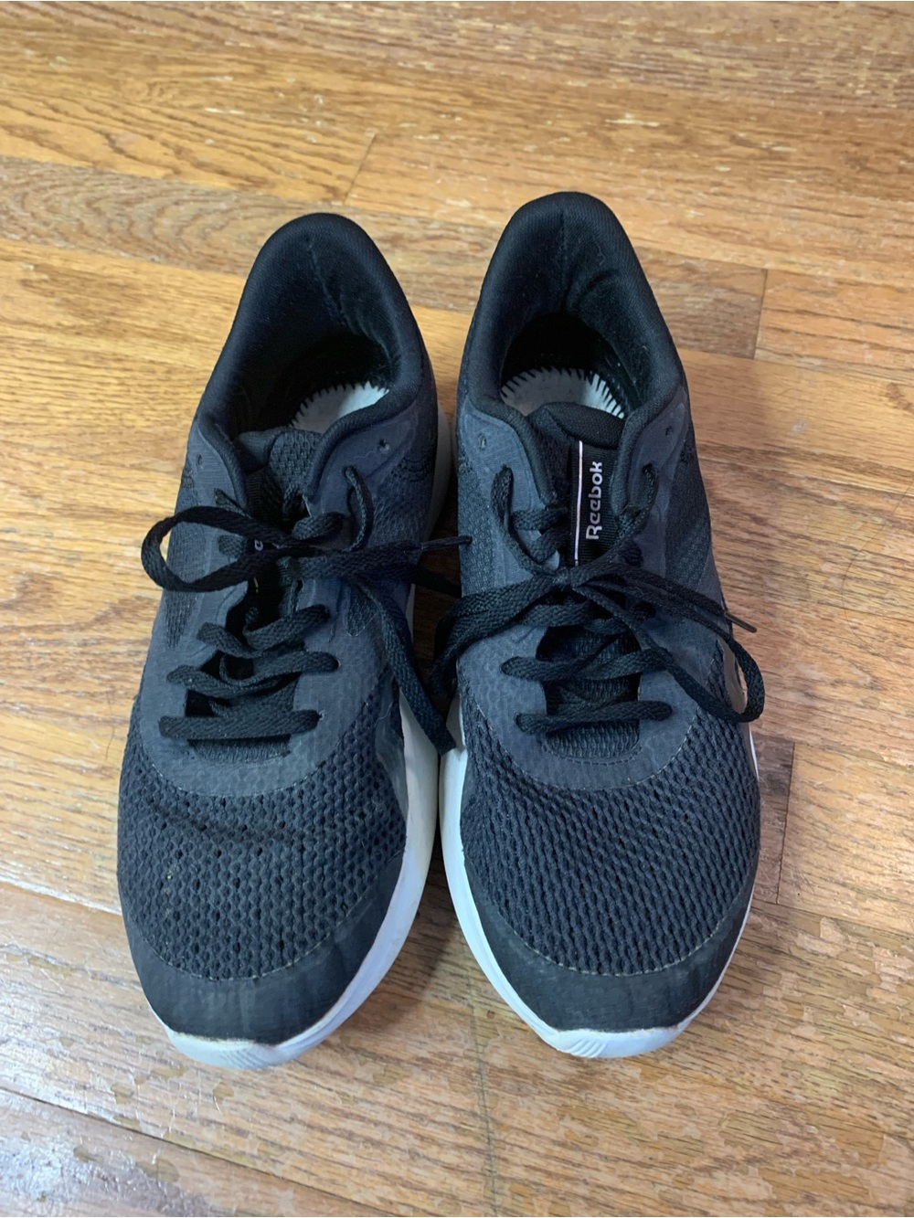 Reebok Black White Athletic Running Shoes Sneakers Size 8 - Picture 2 of 7